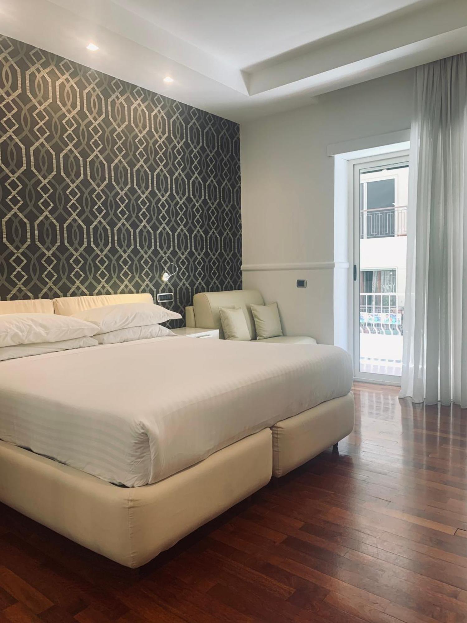 Bed and Breakfast Napoliday Esterno foto